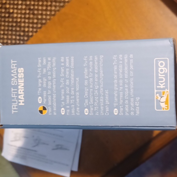 Kurgo Tru-Fit Smart Harness Enhanced Strength Crash tested for car and walking - Picture 4 of 8